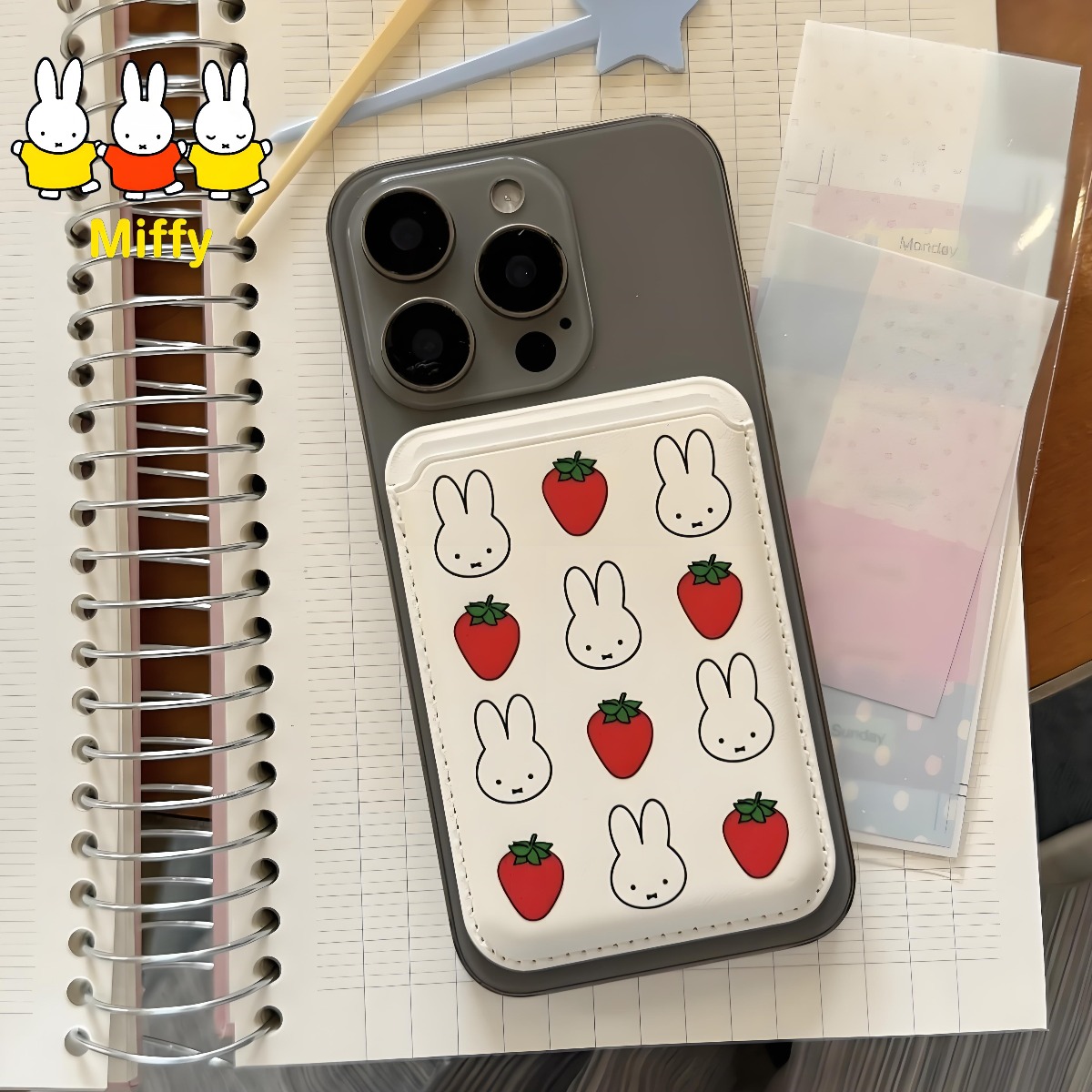 Strawberry Huller - Casing Kartu Magnetik Kelinci Miffy Kawaii