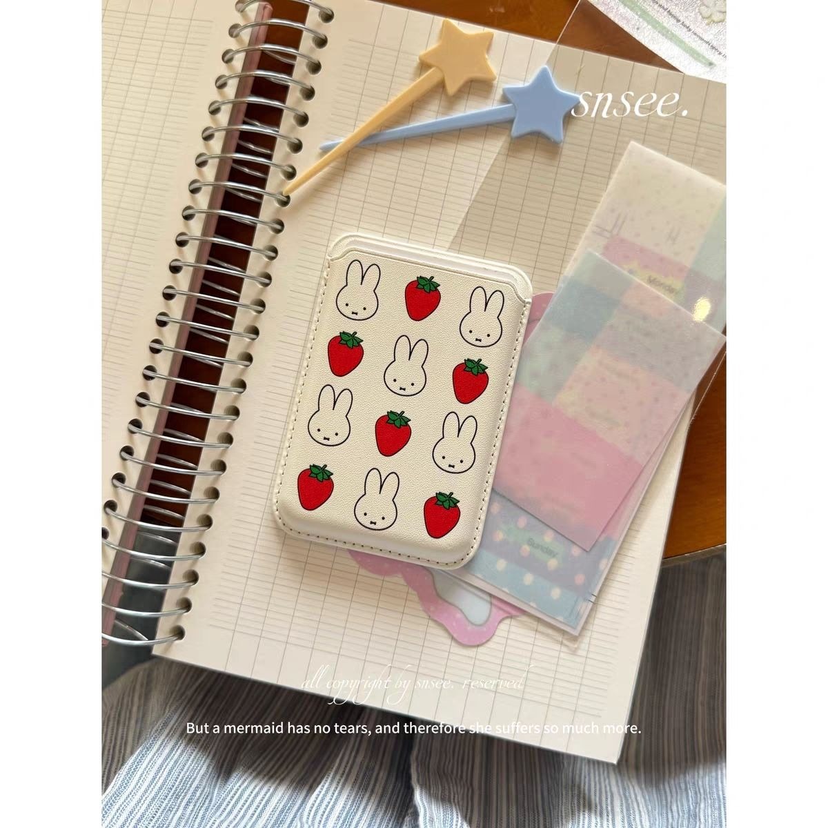 Casing Kartu Magnetik Kelinci  - Strawberry Huller ulasan dan harga